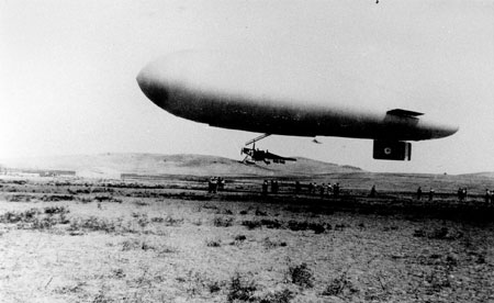 Vintage film - Airship